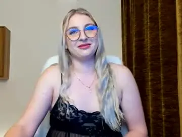 Lexxxy02  live sex cam