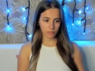 Maggiecake  live sex cam