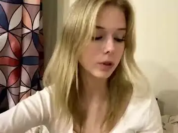 Mewplop  live sex cam