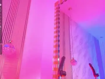 Natashablom  live sex cam