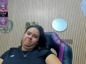 Reina_loren  live sex cam