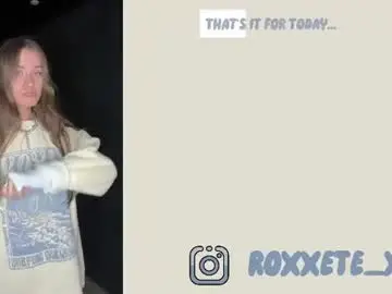 Roxxitt  live sex cam