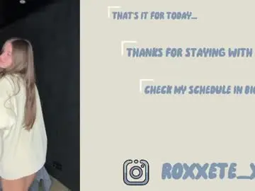 Roxxitt  live sex cam