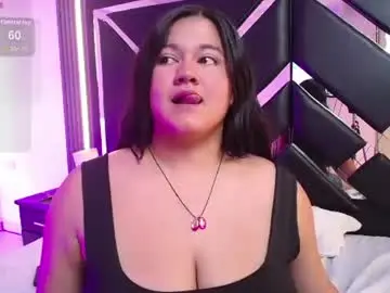 Sharlotte_bigboobs  live sex cam