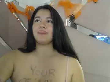 Sharlotte_bigboobs  live sex cam