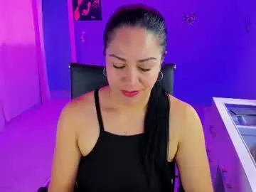 Skater_gal  live sex cam