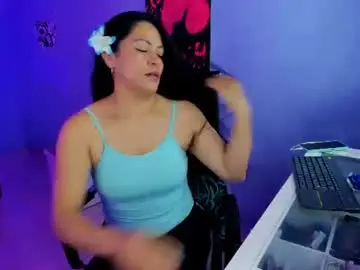 Skater_gal  live sex cam