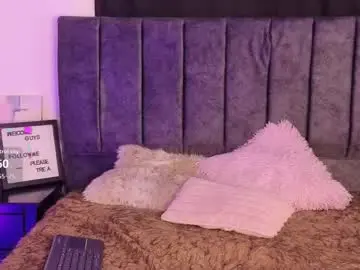 Sophia_collins1  live sex cam