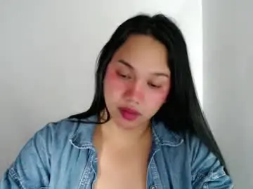 Spacious_lhivia  live sex cam