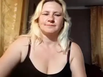 Starvibe1010  live sex cam