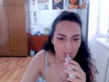 Alexismillers  live sex cam