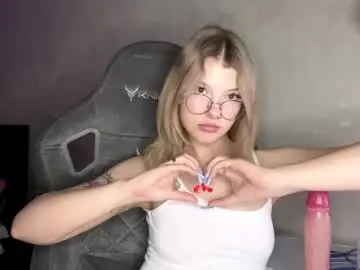 Aurora_magic  live sex cam