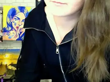 Darina_m_  live sex cam