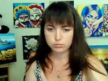 Darina_m_  live sex cam