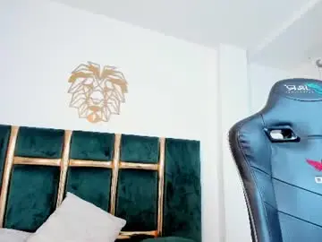 Gretafoster  live sex cam