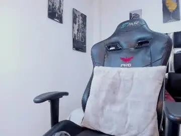 Gretafoster  live sex cam