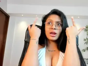 Gretafoster  live sex cam