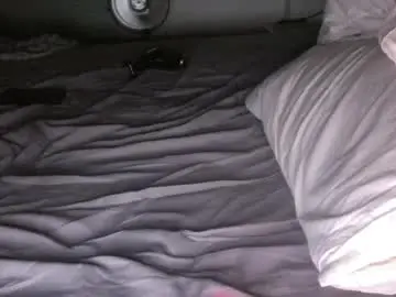Jonagg32  live sex cam