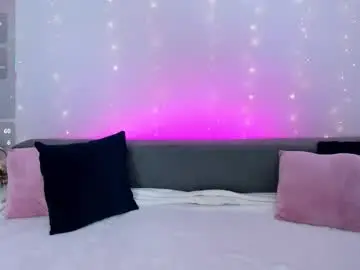 Melodyhudson  live sex cam