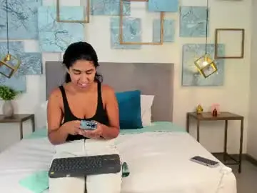 Mia_montess  live sex cam