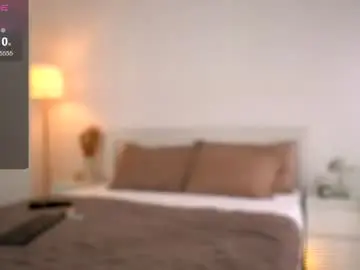 Nattypierce  live sex cam
