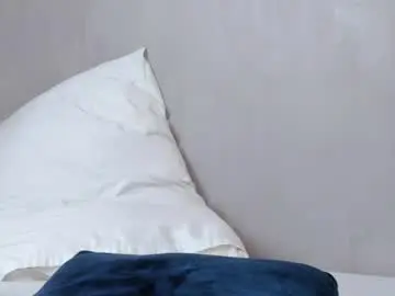 Noa_11x  live sex cam