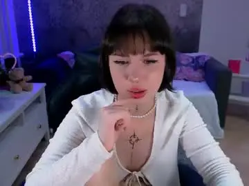 Nonawhynot  live sex cam