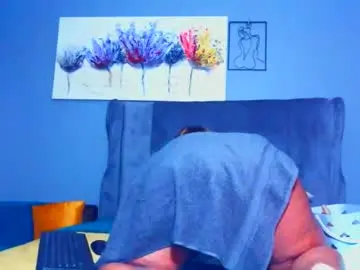 Pearlblu38  live sex cam