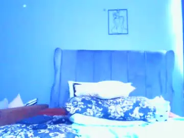 Pearlblu38  live sex cam