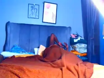 Pearlblu38  live sex cam