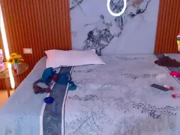 Rosselyn_  live sex cam