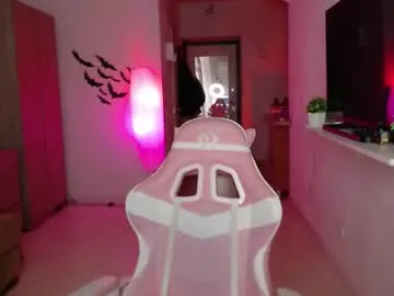 Shay1oren  live sex cam