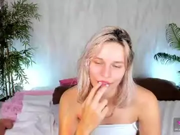 Stormmbaby  live sex cam