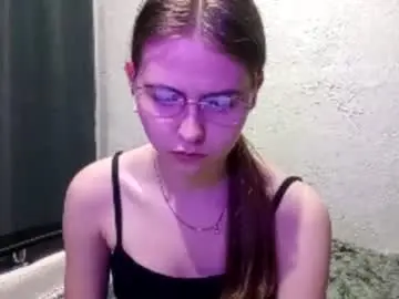 Sunniechols  live sex cam