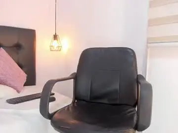 Alyssa_st  live sex cam