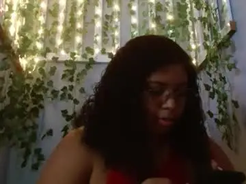Belindathompsonn  live sex cam