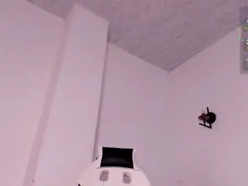 Brianna_bigboobs  live sex cam