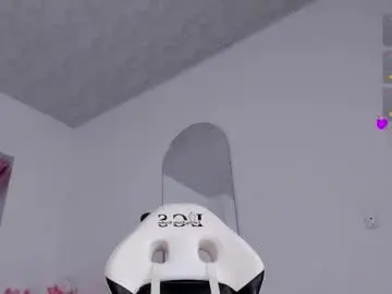 Brianna_bigboobs  live sex cam