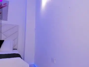 Brianna_bigboobs  live sex cam