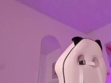 Brianna_bigboobs  live sex cam