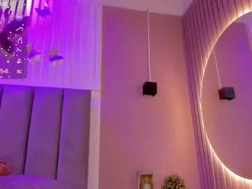 Dyvis_22  live sex cam