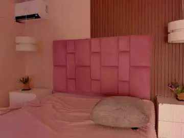 Dyvis_22  live sex cam