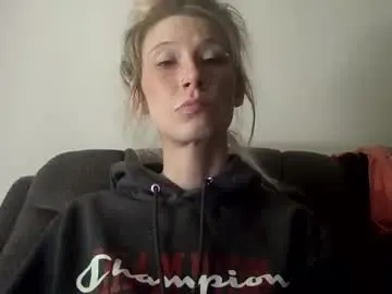 Emmwarr1514  live sex cam