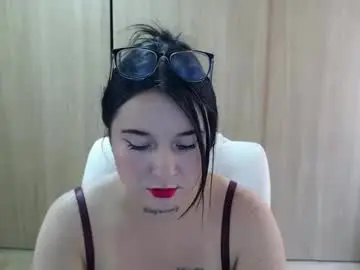 Hailey_rosss  live sex cam
