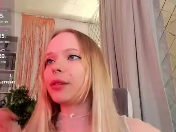 Lucy_loy  live sex cam