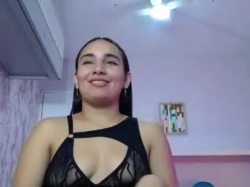 Maylin_hornyy19  live sex cam