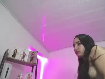 Maylin_hornyy19  live sex cam