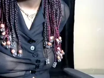 Sassy_lyne  live sex cam