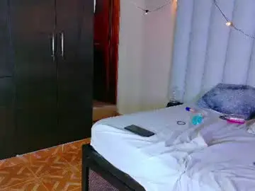 Shelyevans__  live sex cam