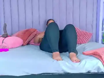 Shelyevans__  live sex cam